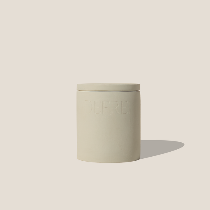 DEFREI_CANDLE_OUD_VESSEL WITH LID