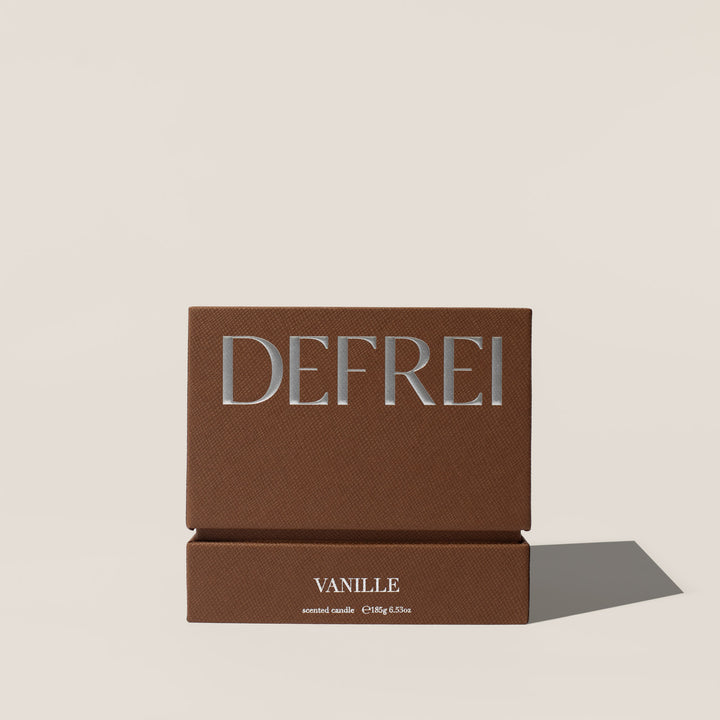 Vanille candle luxury scented plant based hand poured candle box
